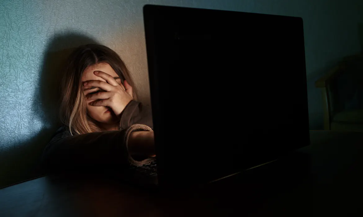 Ochrona dzieci przed niepożądanymi treściami w internecie